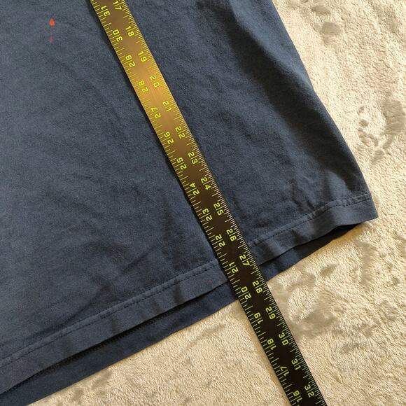 VTG Y2K Levis "Red white & Levis" distressed casual tshirt mens Large - Picture 8 of 8